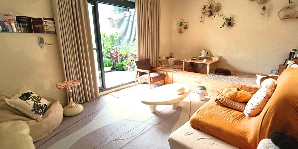 療癒的催眠諮詢室環境，開啟內在的旅程